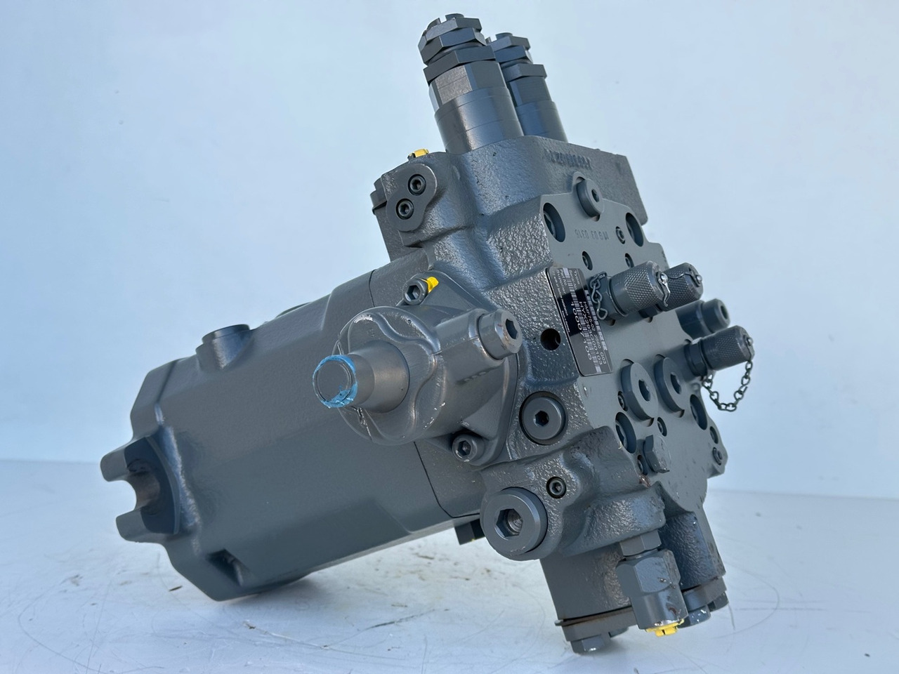 LIEBHERR - LINDE Original Hydromotor Typ:HMF75-02 2560 G 03 mit ID-Nr.10007106. A914 B-LI, A914 LI, A924 B-LI, A924 LI, MG15, MBG12, MG20, MFG10, BG12H #HYX293G00103# - 液压马达 适用于 轮式挖掘机:图4 LIEBHERR - LINDE Original Hydromotor Typ:HMF75-02 2560 G 03 mit ID-Nr.10007106. A914 B-LI, A914 LI, A924 B-LI, A924 LI, MG15, MBG12, MG20, MFG10, BG12H #HYX293G00103# - 液压马达 适用于 轮式挖掘机:图4