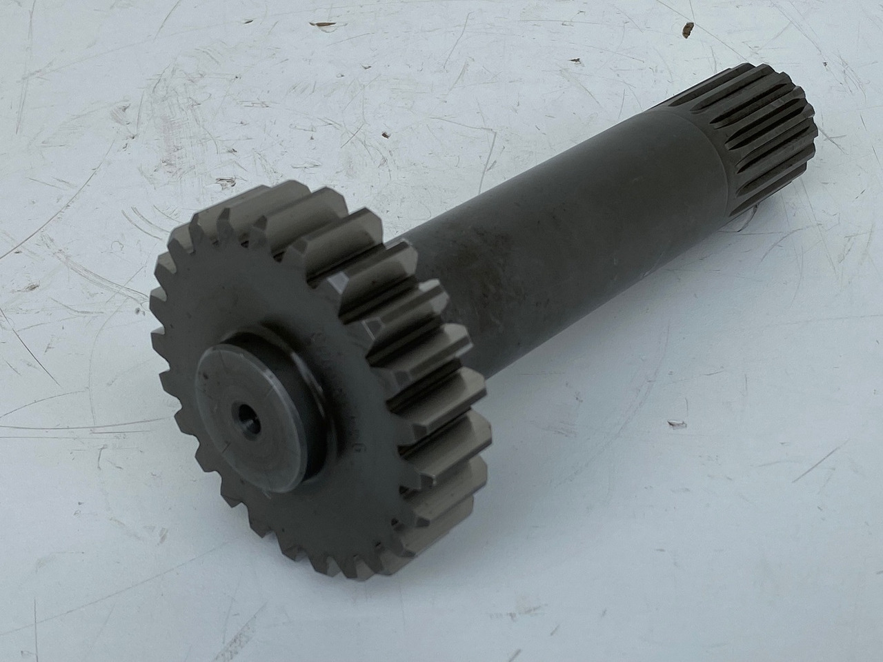 Liebherr Antriebswelle ID-Nr.9443859 - ID-Nr.944385903. LH60, LH80, ER934, ER944, LOS944, LOS946, LOS950, LOS954, R944, R946, R950, R954, RZG390. #AN2804# - 变速箱 适用于 履带式挖掘机:图2 Liebherr Antriebswelle ID-Nr.9443859 - ID-Nr.944385903. LH60, LH80, ER934, ER944, LOS944, LOS946, LOS950, LOS954, R944, R946, R950, R954, RZG390. #AN2804# - 变速箱 适用于 履带式挖掘机:图2