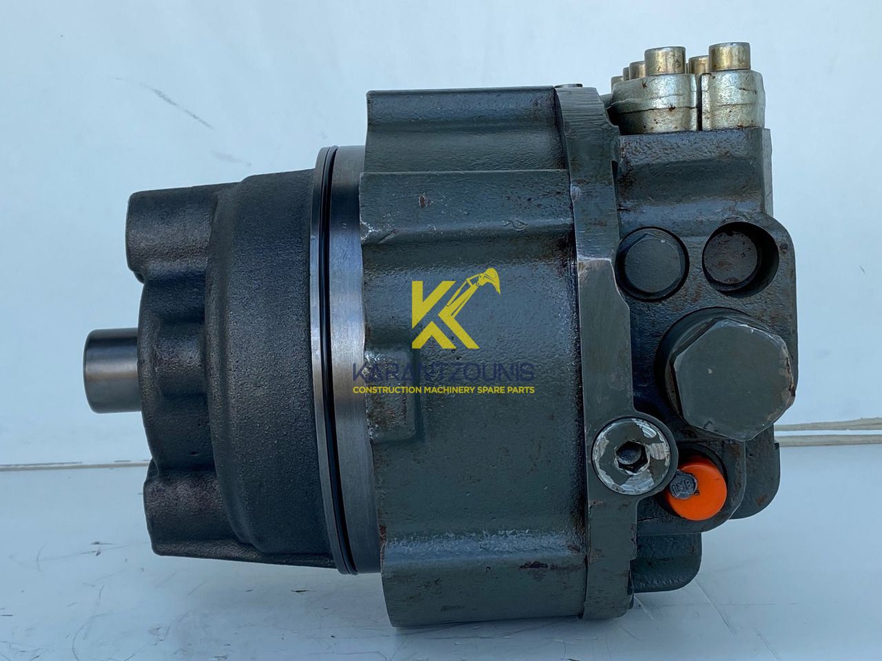 Liebherr Hydraulikeinbaumotor CMVE O 108. ID-Nr.10118562 - ID-Nr.10132610 - ID-Nr.10129048. LOS1916, LOS916, LOS926, R906, R916, R918, R920, R922, R924, R926COMP, R926, R936. #27979# - 液压马达 适用于 履带式挖掘机:图1 Liebherr Hydraulikeinbaumotor CMVE O 108. ID-Nr.10118562 - ID-Nr.10132610 - ID-Nr.10129048. LOS1916, LOS916, LOS926, R906, R916, R918, R920, R922, R924, R926COMP, R926, R936. #27979# - 液压马达 适用于 履带式挖掘机:图1