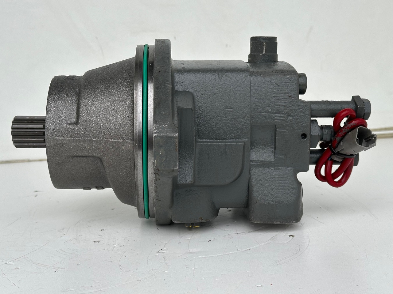 Liebherr Hydraulikeinbaumotor FMF045, ID-Nr.10132702. A924, LH30C, LH30M, LH35M, LH35MT, LH40C, LH40CP, LH40M, LH40MP, LH50CHR, LH50M, LH50MHR, LH50MT. #23.12.01804# - 液压马达 适用于 建筑机械:图4 Liebherr Hydraulikeinbaumotor FMF045, ID-Nr.10132702. A924, LH30C, LH30M, LH35M, LH35MT, LH40C, LH40CP, LH40M, LH40MP, LH50CHR, LH50M, LH50MHR, LH50MT. #23.12.01804# - 液压马达 适用于 建筑机械:图4