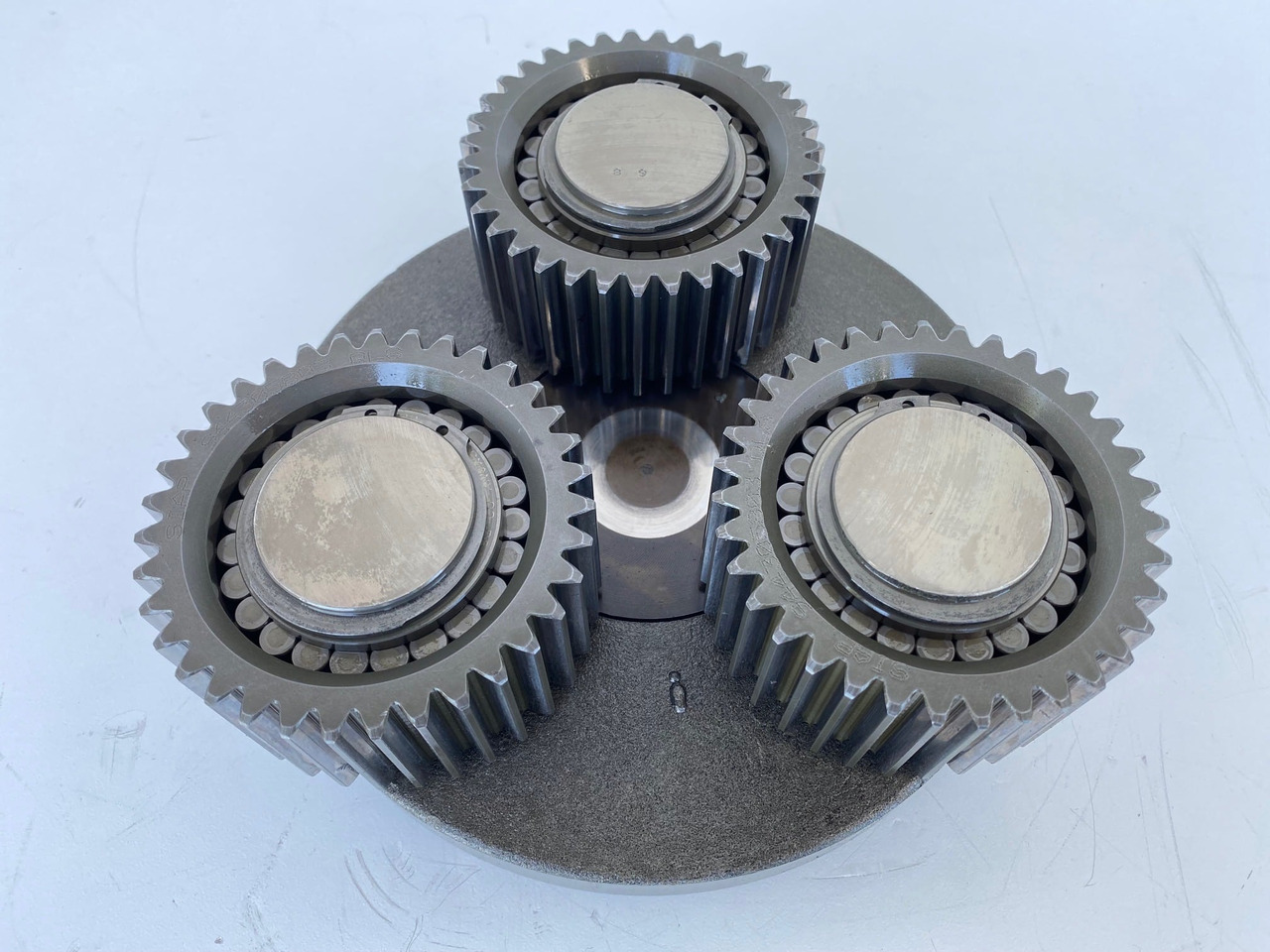 Liebherr Planetenträger ID-Nr.970559601 mit Planetenrad ID-Nr.944305703 - ID-Nr.90213986. A900,A904,A913 COMP,A914 COMP,A914,A916 COMP,A916,A918 COMP,A918,A920,A922 RAIL A924 RAIL,LH18,LH22,LH24,LH2 - 回转马达 适用于 建筑机械:图1 Liebherr Planetenträger ID-Nr.970559601 mit Planetenrad ID-Nr.944305703 - ID-Nr.90213986. A900,A904,A913 COMP,A914 COMP,A914,A916 COMP,A916,A918 COMP,A918,A920,A922 RAIL A924 RAIL,LH18,LH22,LH24,LH2 - 回转马达 适用于 建筑机械:图1