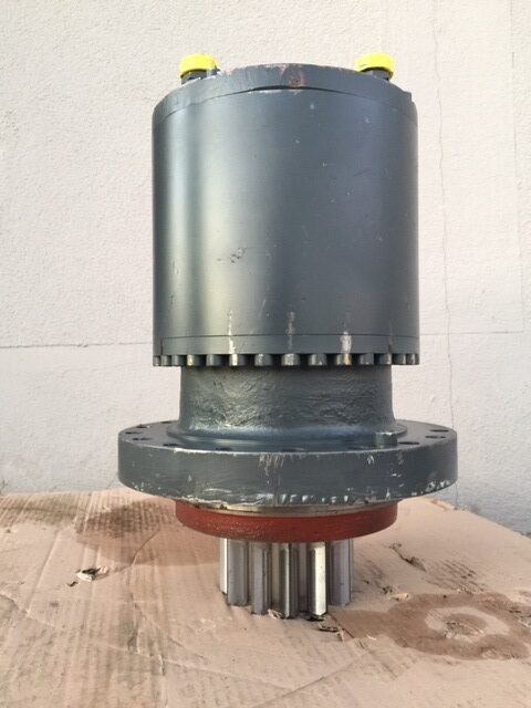 Liebherr Schwenkantrieb SAT250/278, ID-Nr.90214865 - ID-Nr.90017774 - ID-Nr.90209641. - 回转马达 适用于 履带式挖掘机:图1 Liebherr Schwenkantrieb SAT250/278, ID-Nr.90214865 - ID-Nr.90017774 - ID-Nr.90209641. - 回转马达 适用于 履带式挖掘机:图1