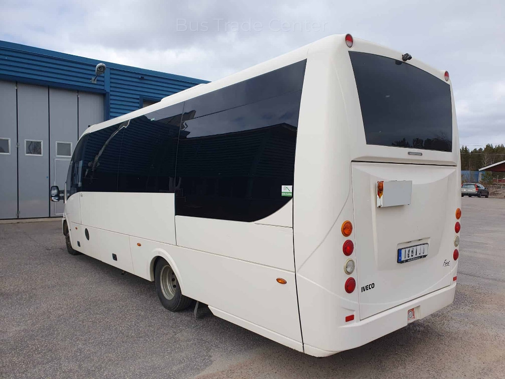 IVECO First Daily 70C17 - 小型巴士, 小型客车:图3 IVECO First Daily 70C17 - 小型巴士, 小型客车:图3