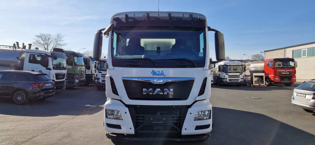 MAN TGS 26.480 6x2 (Nr. 6003) - 罐车:图4 MAN TGS 26.480 6x2 (Nr. 6003) - 罐车:图4