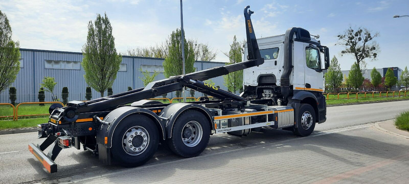 Mercedes-Benz Actros 2542 KING HZ-20R - 吊钩升降车:图3 Mercedes-Benz Actros 2542 KING HZ-20R - 吊钩升降车:图3