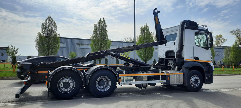 Mercedes-Benz Actros 2542 KING HZ-20R - 吊钩升降车:图2 Mercedes-Benz Actros 2542 KING HZ-20R - 吊钩升降车:图2
