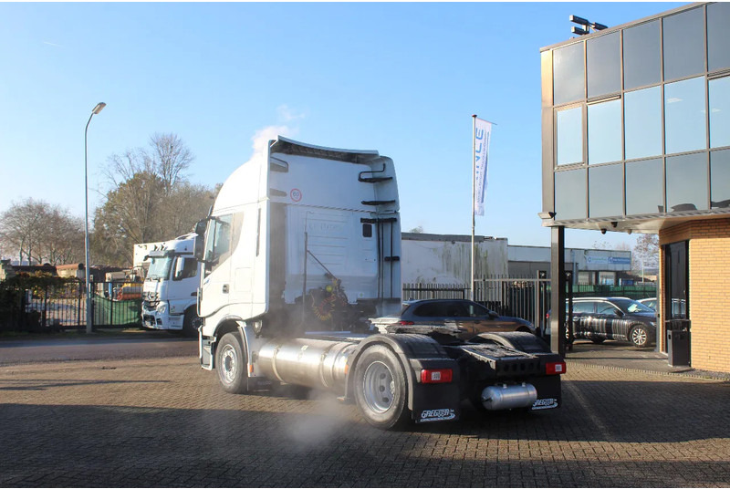 Iveco Stralis 460 * RETARDER * LNG * 4X2 * - 牵引车:图2 Iveco Stralis 460 * RETARDER * LNG * 4X2 * - 牵引车:图2