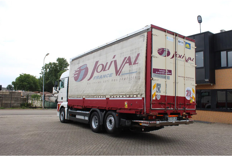 MAN TGX 26.440 * EURO5 * 6X2 * LIFT AXLE * - 侧帘卡车:图3 MAN TGX 26.440 * EURO5 * 6X2 * LIFT AXLE * - 侧帘卡车:图3