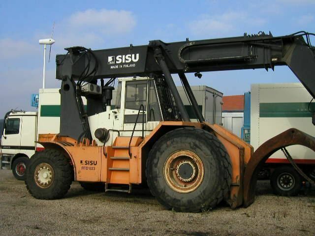 Kalmar SISU RTD1523 Kalmar SISU RTD1523 - 前移式堆垛机:图3 Kalmar SISU RTD1523 Kalmar SISU RTD1523 - 前移式堆垛机:图3