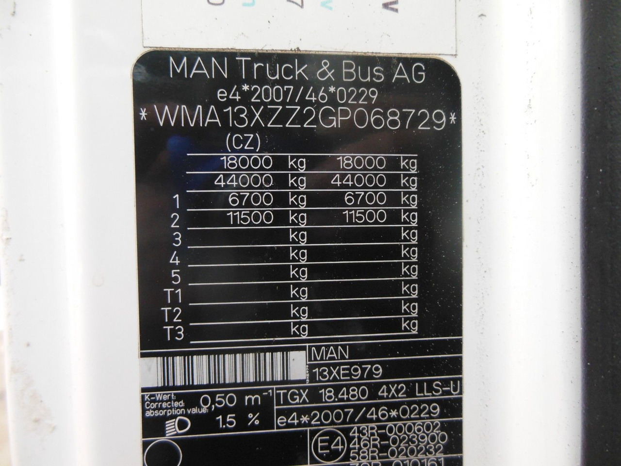 牵引车 MAN TGX 18.480 LLS-U, LOWDECK + KRONE MEGA MAN TGX 18.480 LLS-U, LOWDECK:图20 牵引车 MAN TGX 18.480 LLS-U, LOWDECK + KRONE MEGA MAN TGX 18.480 LLS-U, LOWDECK:图20