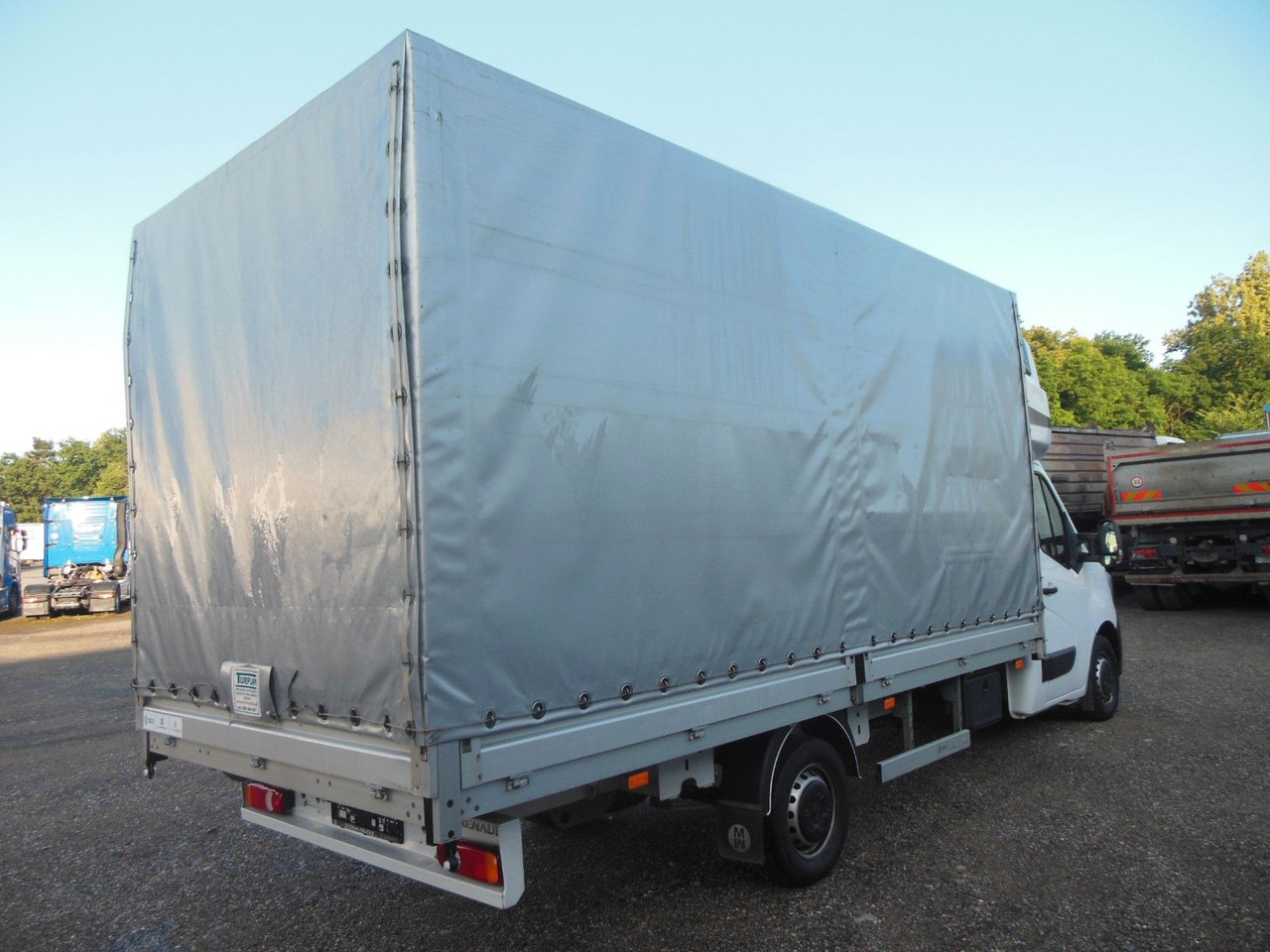 Renault MASTER 2.3 DCI, 10 PALETTEN, LUFT FEDERUNG - 侧帘货车:图3 Renault MASTER 2.3 DCI, 10 PALETTEN, LUFT FEDERUNG - 侧帘货车:图3