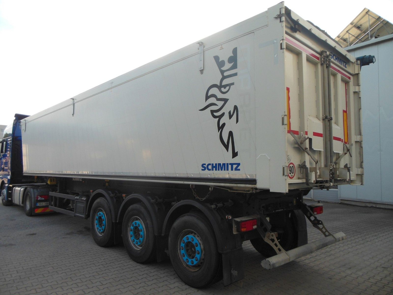 Schmitz Cargobull SKI 24, 51M3, ACHSEN 9 TONE, LIFT ACHSE - 翻斗半拖车:图4 Schmitz Cargobull SKI 24, 51M3, ACHSEN 9 TONE, LIFT ACHSE - 翻斗半拖车:图4