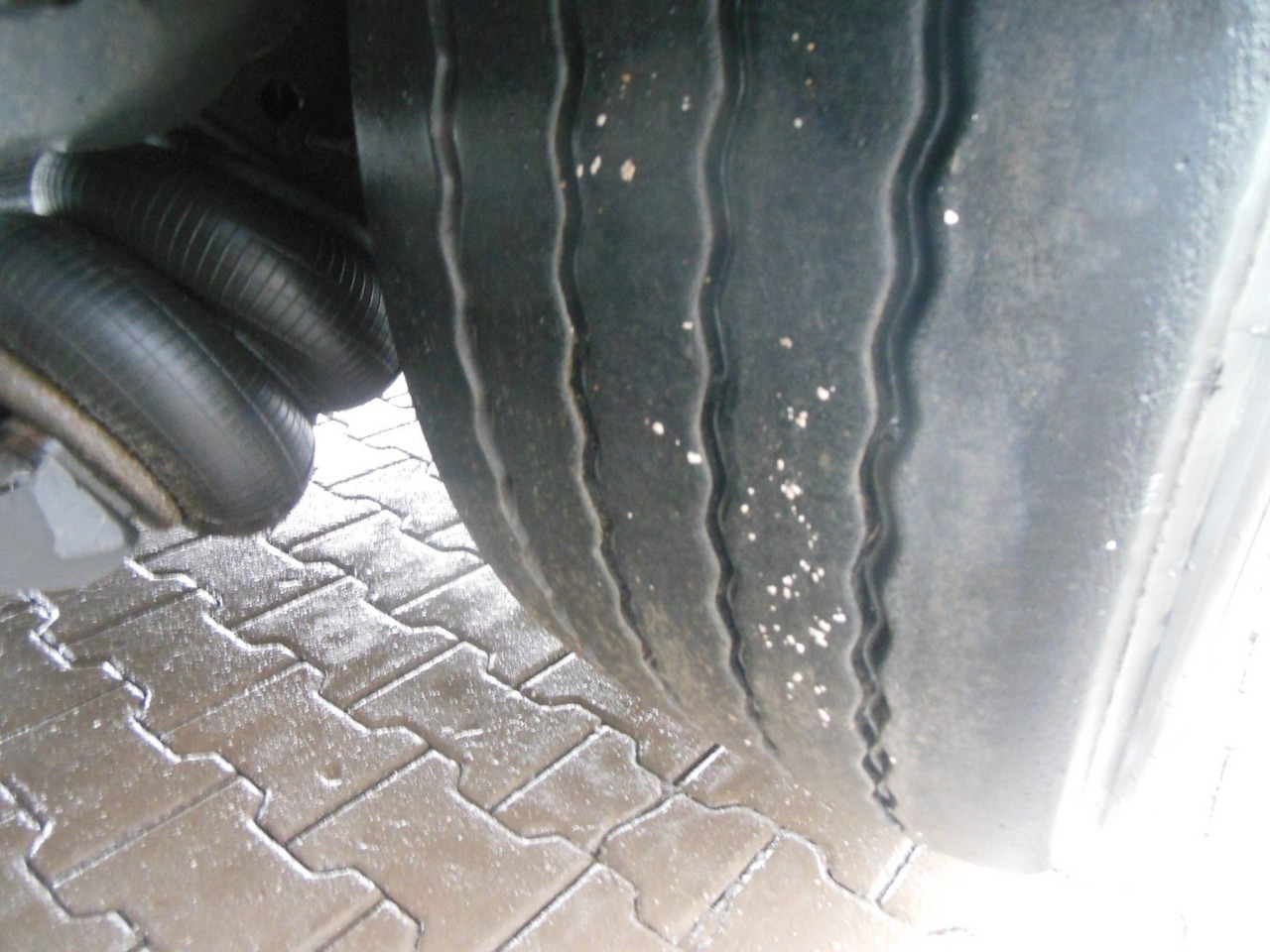 侧帘半拖车 Schwarzmüller SPA 3/E, SAF, 2 LIFTACHSE:图9 侧帘半拖车 Schwarzmüller SPA 3/E, SAF, 2 LIFTACHSE:图9