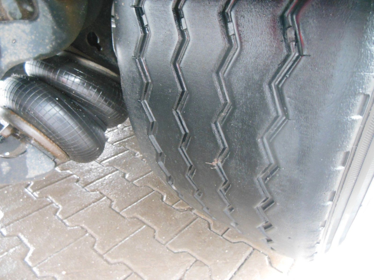 侧帘半拖车 Schwarzmüller SPA 3/E, SAF, 2 LIFTACHSE:图7 侧帘半拖车 Schwarzmüller SPA 3/E, SAF, 2 LIFTACHSE:图7