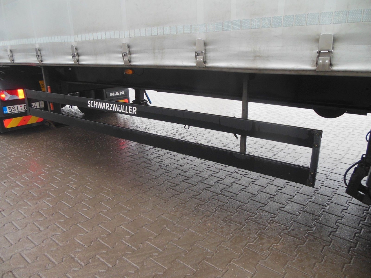 侧帘半拖车 Schwarzmüller SPA 3/E, SAF, 2 LIFTACHSE:图10 侧帘半拖车 Schwarzmüller SPA 3/E, SAF, 2 LIFTACHSE:图10