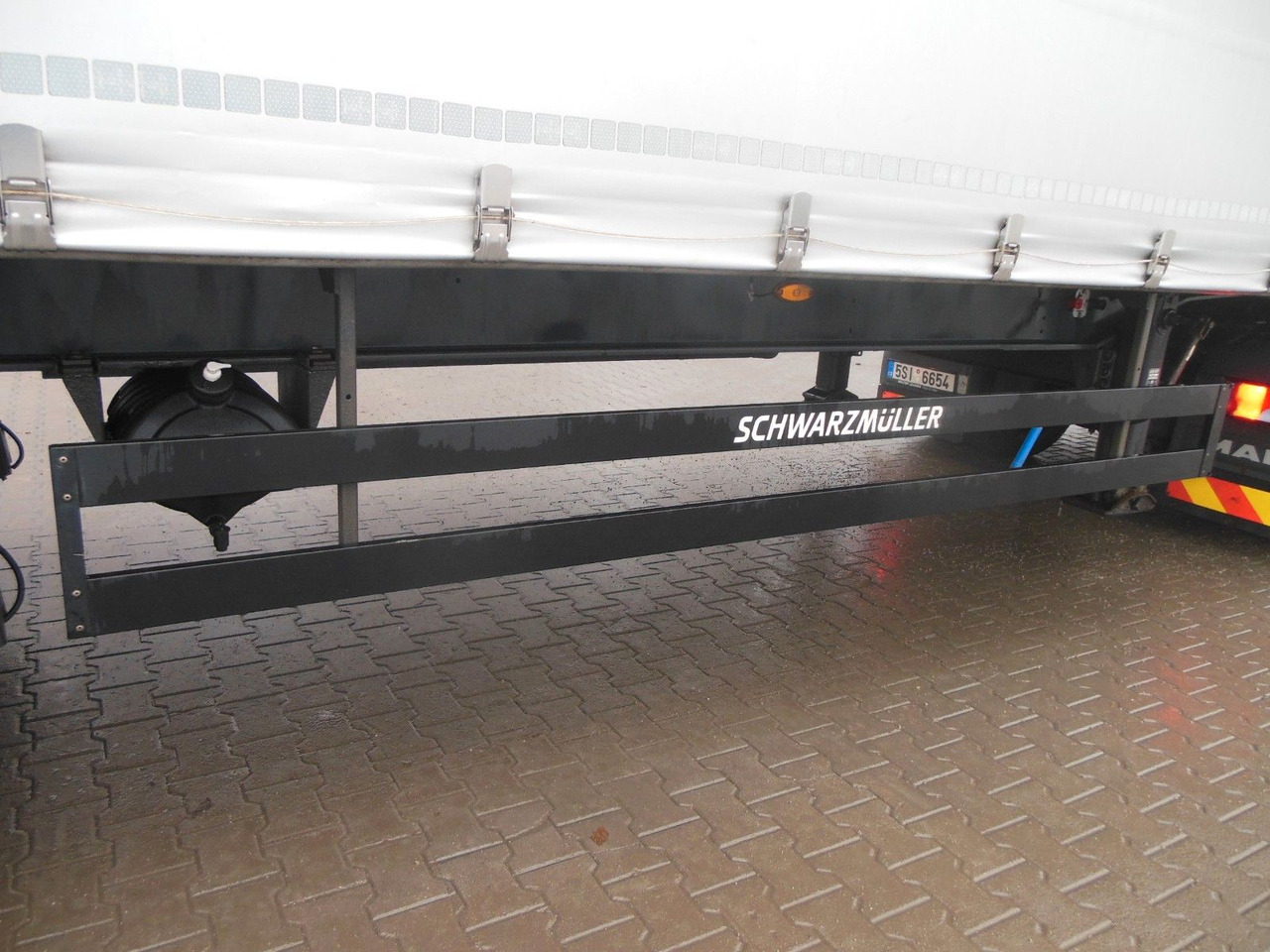 侧帘半拖车 Schwarzmüller SPA 3/E, SAF, 2 LIFTACHSE:图13 侧帘半拖车 Schwarzmüller SPA 3/E, SAF, 2 LIFTACHSE:图13