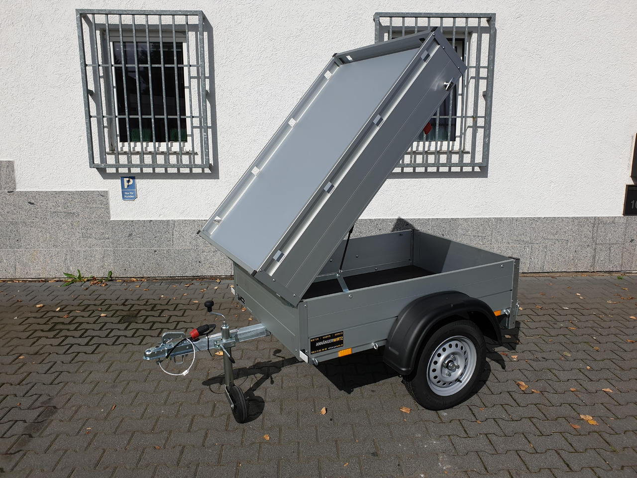 ALUBOXX Deckelanhänger GT 500 HT 151x101x48cm (XXS) 500kg Winter Aktion direkt - 汽车拖车:图2 ALUBOXX Deckelanhänger GT 500 HT 151x101x48cm (XXS) 500kg Winter Aktion direkt - 汽车拖车:图2