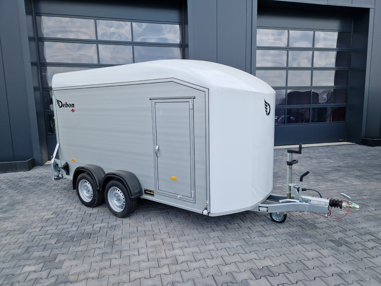 汽车拖车 Cargo Roadster 700 plus 375x180x200cm Alu Poly weiß Seitentür Pullman 100km/H 2600kg Modell 2025：图7