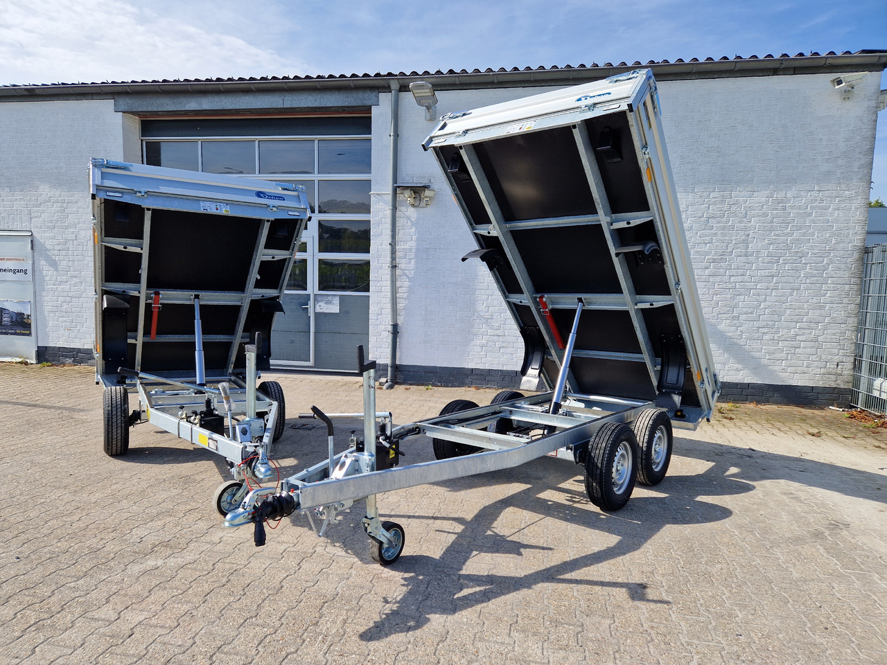 Cheval Liberte Debon Kipper PW 1.2 20 ECO 306x155x30cm 2000kg Modell 2024 - 翻斗拖车:图1 Cheval Liberte Debon Kipper PW 1.2 20 ECO 306x155x30cm 2000kg Modell 2024 - 翻斗拖车:图1