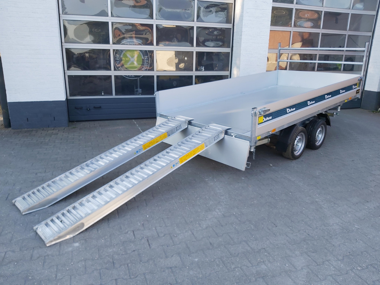 Cheval Liberte Kipper PW 3.6 Elektro Profi Rampen Stützen 360x180x35 3500kg Top Aktion - 翻斗拖车:图1 Cheval Liberte Kipper PW 3.6 Elektro Profi Rampen Stützen 360x180x35 3500kg Top Aktion - 翻斗拖车:图1