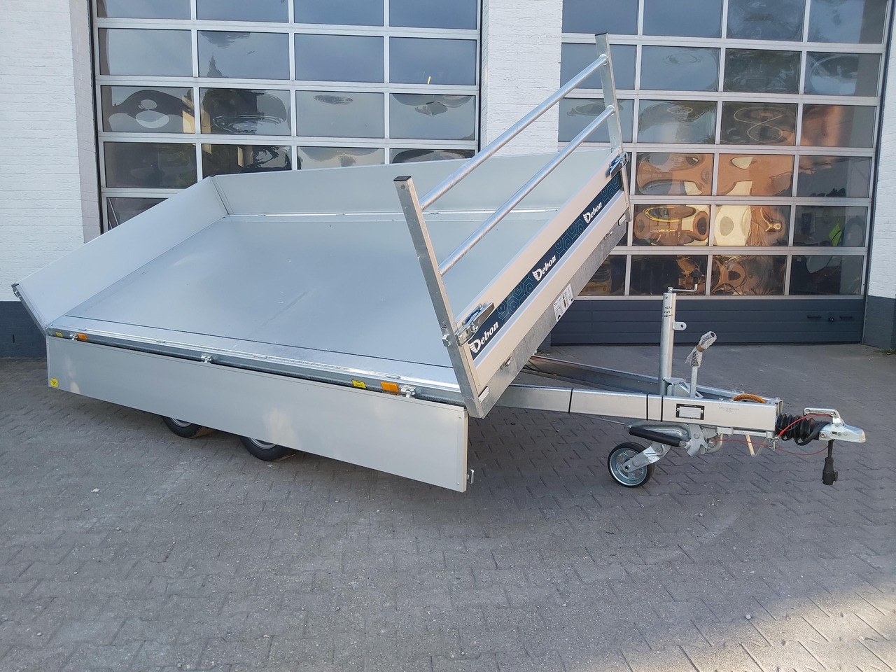 Cheval Liberte Kipper PW 3.6 Elektro Profi Rampen Stützen 360x180x35 3500kg Top Aktion - 翻斗拖车:图3 Cheval Liberte Kipper PW 3.6 Elektro Profi Rampen Stützen 360x180x35 3500kg Top Aktion - 翻斗拖车:图3