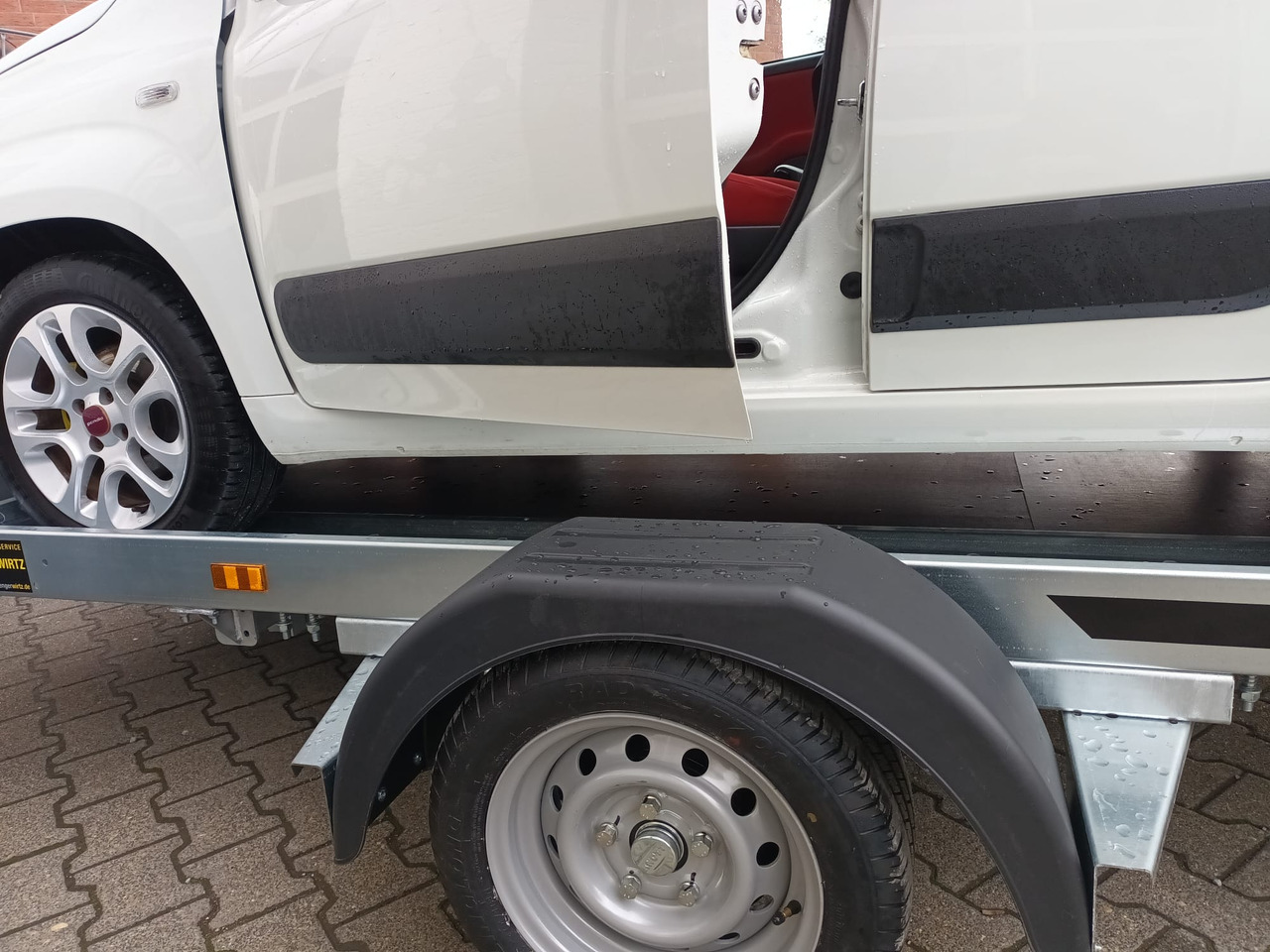 Martz Kleinfahrzeug Multi Tieflader 350x180cm 1800kg 100km/H - 工程机械拖车:图4 Martz Kleinfahrzeug Multi Tieflader 350x180cm 1800kg 100km/H - 工程机械拖车:图4