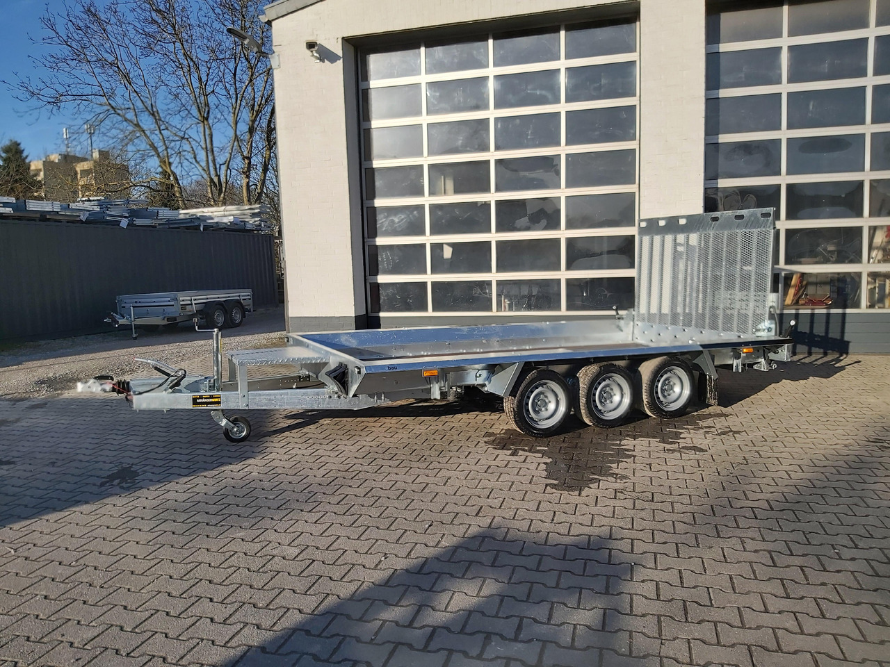 Martz Maschinentransporter BUILDER XL Bau-3 3500/3 400x180x30cm Auffahrklappe Tridem (XL) 3500kg - 工程机械拖车:图5 Martz Maschinentransporter BUILDER XL Bau-3 3500/3 400x180x30cm Auffahrklappe Tridem (XL) 3500kg - 工程机械拖车:图5