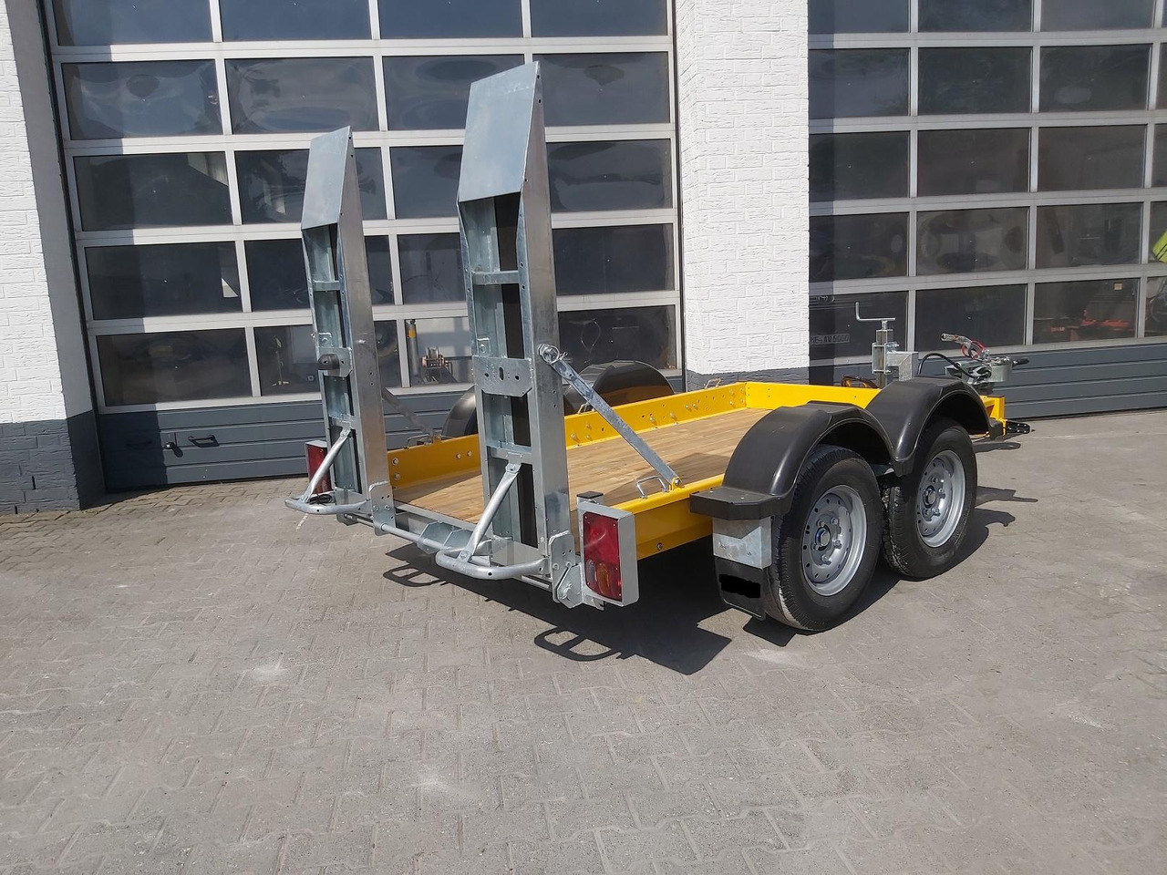 工程机械拖车 Maschinentransporter BUILDER HVD 2500 250x139x16cm Rampen höhenverstellbare Deichsel (S) 2500kg Nato：图12