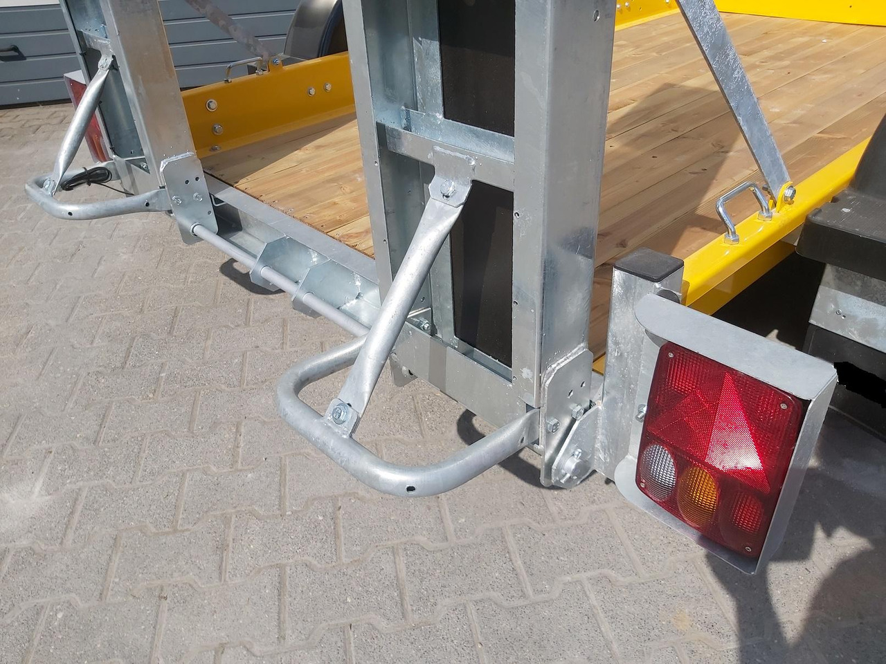 工程机械拖车 Maschinentransporter BUILDER HVD 2500 250x139x16cm Rampen höhenverstellbare Deichsel (S) 2500kg Nato：图9