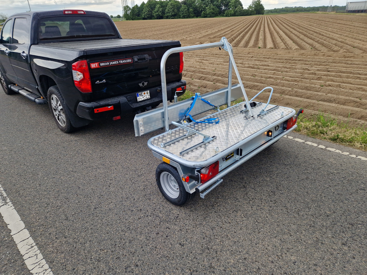 Motorradanhänger Roadster Motocamp 1 quer 200x80cm 750kg 100km/H - 摩托车拖车:图2 Motorradanhänger Roadster Motocamp 1 quer 200x80cm 750kg 100km/H - 摩托车拖车:图2