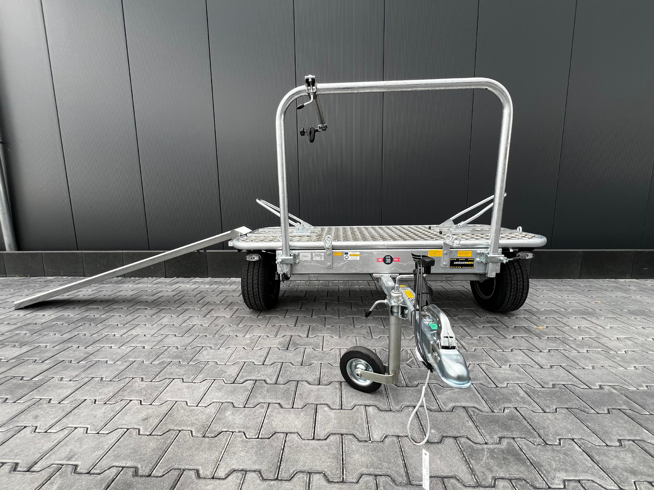 Motorradanhänger Roadster Motocamp 1 quer 200x80cm 750kg 100km/H - 摩托车拖车:图5 Motorradanhänger Roadster Motocamp 1 quer 200x80cm 750kg 100km/H - 摩托车拖车:图5