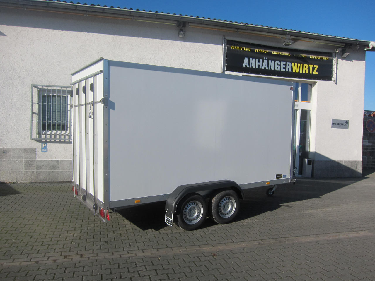 WM Meyer Koffer AZ 2740/185 S35 + Heckrampe 401x185x205cm (XL) 2700kg Januar Aktion Modell 2024 - 封闭厢式拖车:图4 WM Meyer Koffer AZ 2740/185 S35 + Heckrampe 401x185x205cm (XL) 2700kg Januar Aktion Modell 2024 - 封闭厢式拖车:图4
