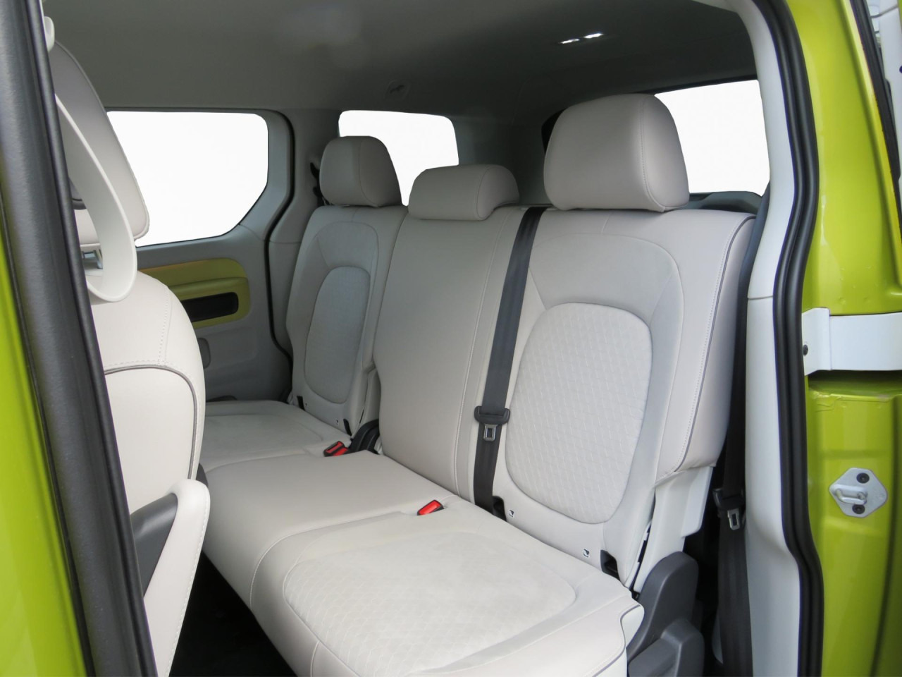 VOLKSWAGEN ID.Buzz Pro Design 150 kW Klima AHK Navi ZV - 汽车:图5 VOLKSWAGEN ID.Buzz Pro Design 150 kW Klima AHK Navi ZV - 汽车:图5