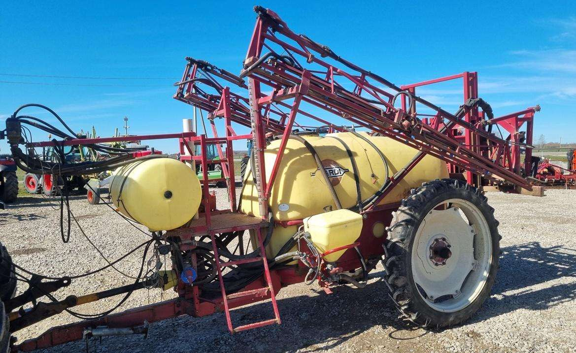 Hardi TZY 2500 - 喷雾机:图1 Hardi TZY 2500 - 喷雾机:图1