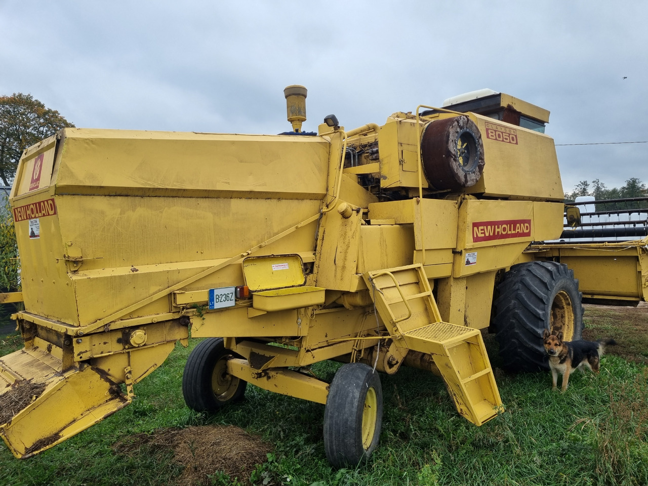 New Holland 8050 - 联合收割机:图4 New Holland 8050 - 联合收割机:图4