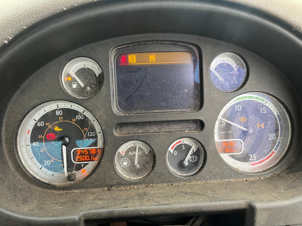 DAF 85 410 - 牵引车:图2 DAF 85 410 - 牵引车:图2