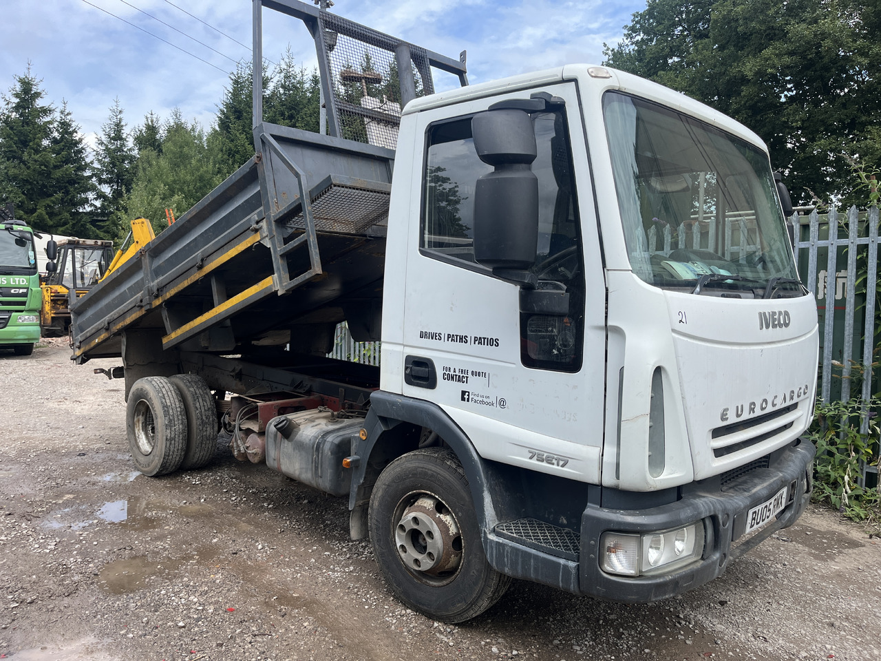 Iveco Euro Cargo 75 E17 - 翻斗车:图1 Iveco Euro Cargo 75 E17 - 翻斗车:图1