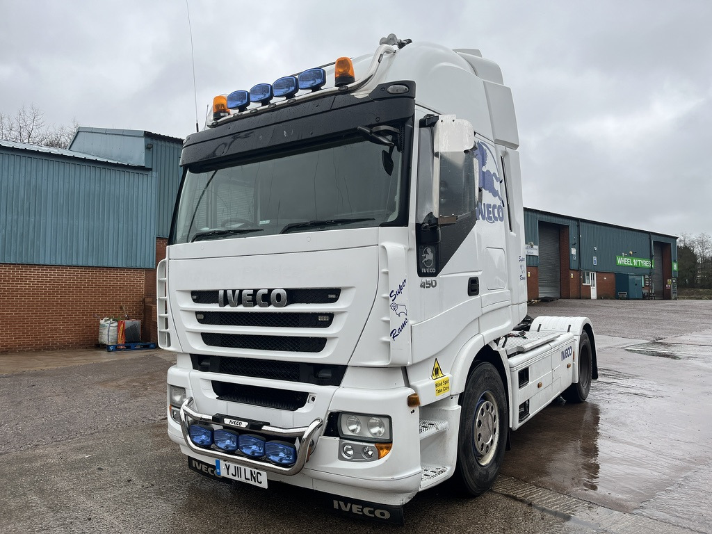 Iveco Stralis 450 4x2 Tractor Unit - 牵引车:图1 Iveco Stralis 450 4x2 Tractor Unit - 牵引车:图1