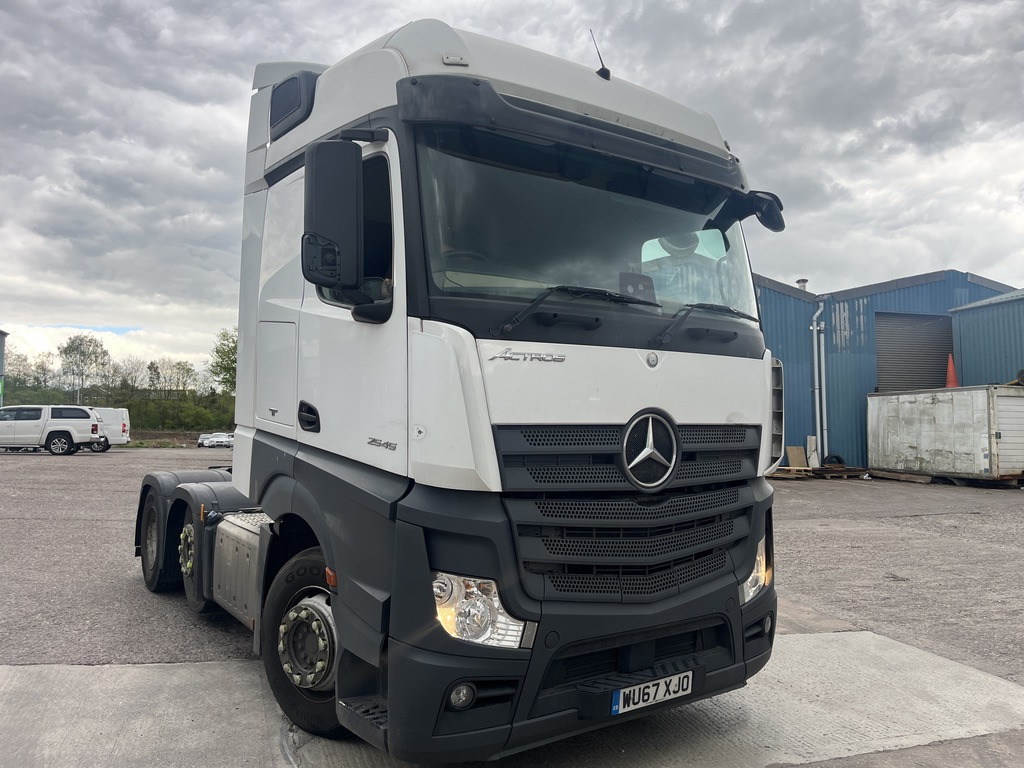 Mercedes Actros 2545 6x2 Tractor Unit - 牵引车:图2 Mercedes Actros 2545 6x2 Tractor Unit - 牵引车:图2