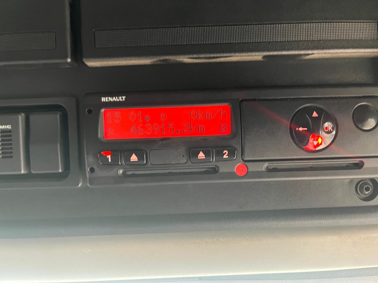 Renault Premium - 侧帘卡车:图5 Renault Premium - 侧帘卡车:图5