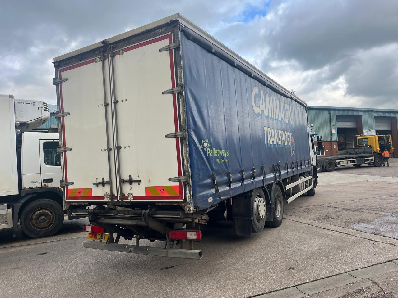 Renault Premium - 侧帘卡车:图3 Renault Premium - 侧帘卡车:图3