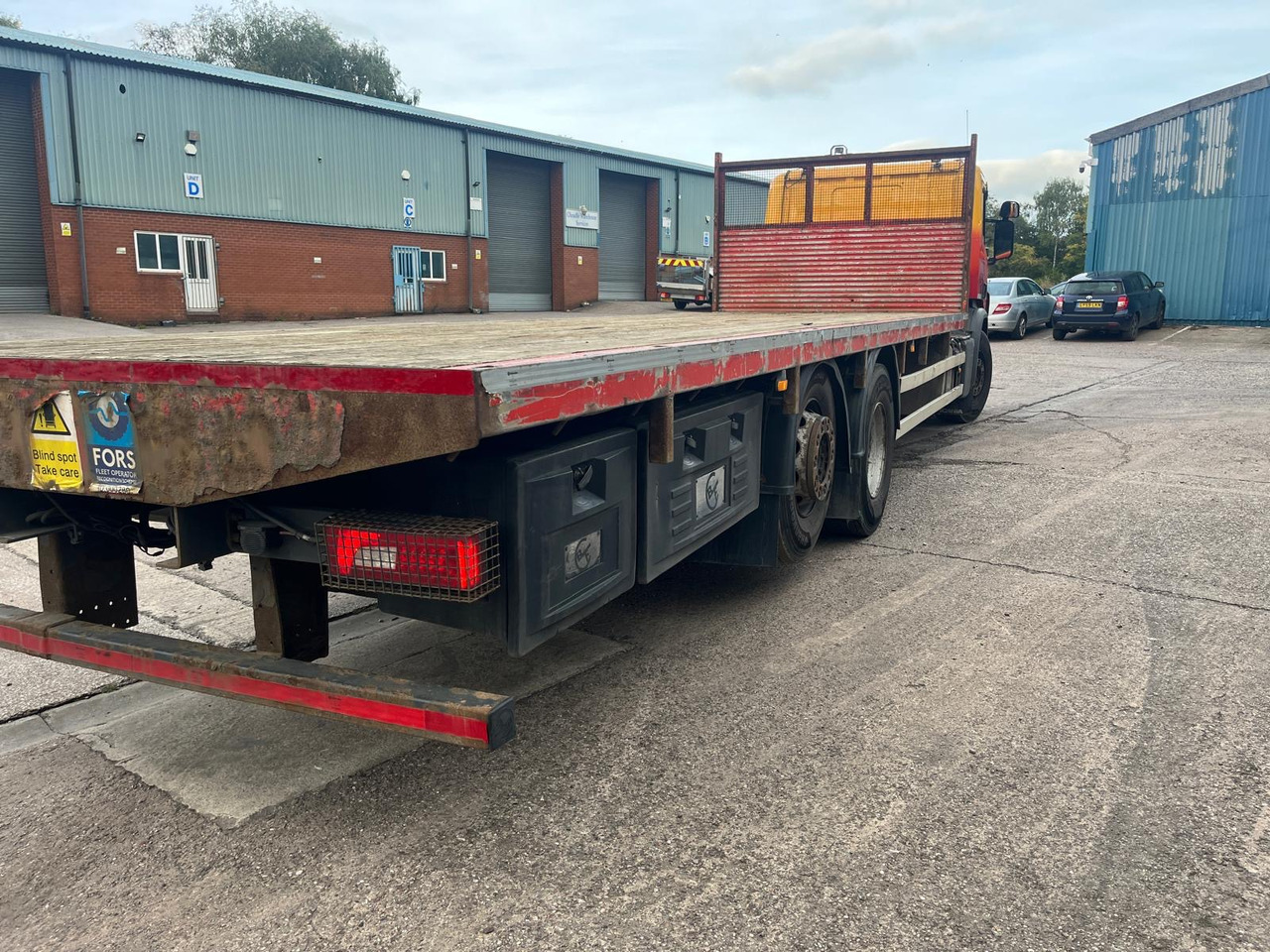 Scania P280 - 栏板式/ 平板卡车:图3 Scania P280 - 栏板式/ 平板卡车:图3