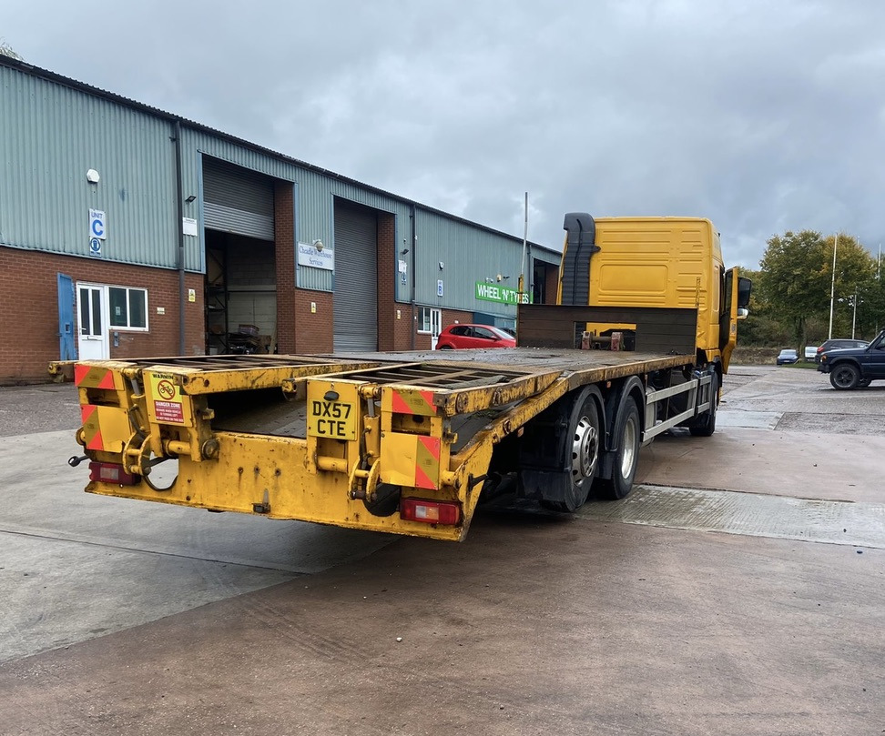 Volvo FM9 340 6x2 Rigid - 拖吊车:图4 Volvo FM9 340 6x2 Rigid - 拖吊车:图4