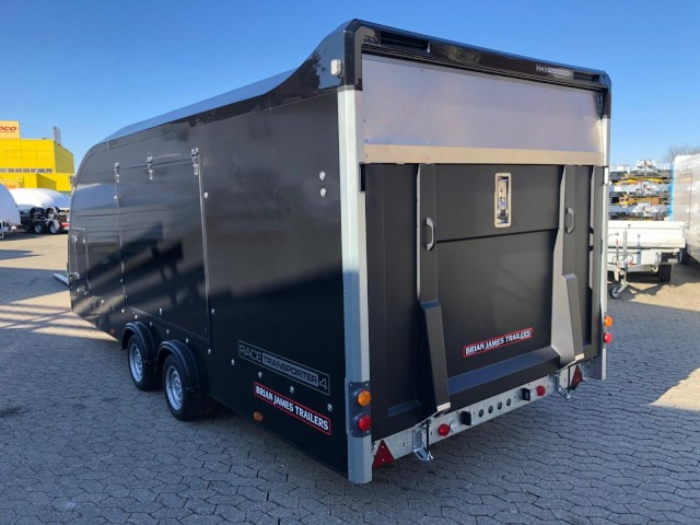 Brian James Race Transporter 4, schwarz 100 km/h RT4 384-1060, 5500 x 2120 mm, 3,5 to. - 自动转运拖车:图3 Brian James Race Transporter 4, schwarz 100 km/h RT4 384-1060, 5500 x 2120 mm, 3,5 to. - 自动转运拖车:图3