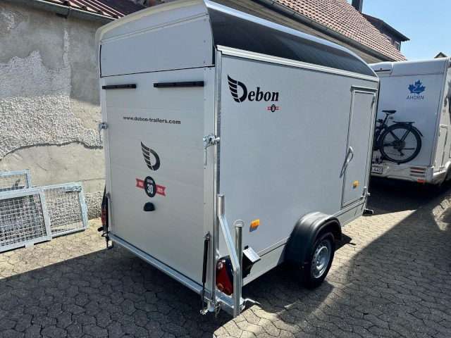 Cheval Liberte Debon Roadster 300, C300 Sandwich + Türe 1300 kg, 100 km/h, 300x155x190cm - 封闭厢式拖车:图5 Cheval Liberte Debon Roadster 300, C300 Sandwich + Türe 1300 kg, 100 km/h, 300x155x190cm - 封闭厢式拖车:图5