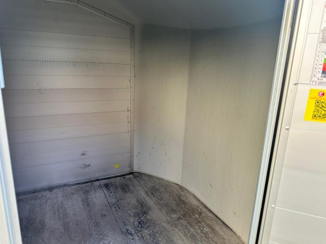 Cheval Liberte Debon Roadster 700 Alu + Türe 2600 kg, 100 km/h, 375x180x202cm - 封闭厢式拖车:图4 Cheval Liberte Debon Roadster 700 Alu + Türe 2600 kg, 100 km/h, 375x180x202cm - 封闭厢式拖车:图4