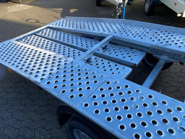 Gala BGG Taurus 3818 3800 x 1750 mm, 100 km/h, 1-Achs - 自动转运拖车:图4 Gala BGG Taurus 3818 3800 x 1750 mm, 100 km/h, 1-Achs - 自动转运拖车:图4