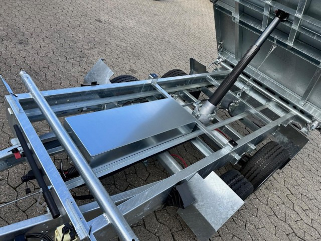 Humbaur 3-Seitenkipper HTK 2700.27 E-Pumpe Alu, 2670 x 1500 x 350 mm, 2,7 to. - 翻斗拖车:图5 Humbaur 3-Seitenkipper HTK 2700.27 E-Pumpe Alu, 2670 x 1500 x 350 mm, 2,7 to. - 翻斗拖车:图5