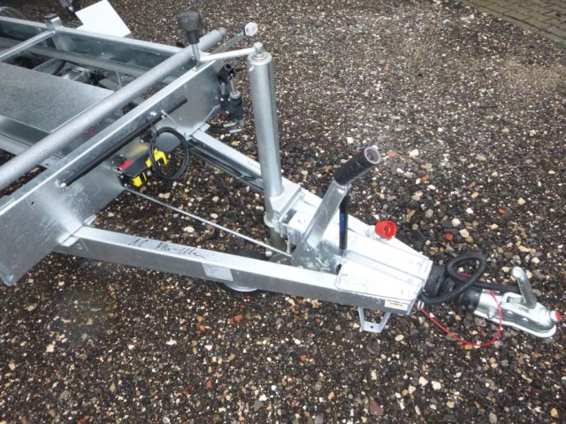 Humbaur 3-Seitenkipper HTK 3000.31 Alu, mit Laubgitteraufsatz, 3140 x 1750 x 350 mm, 3,0 to. - 翻斗拖车:图5 Humbaur 3-Seitenkipper HTK 3000.31 Alu, mit Laubgitteraufsatz, 3140 x 1750 x 350 mm, 3,0 to. - 翻斗拖车:图5