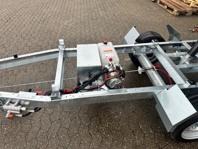 Humbaur HUK 182715 Heckkipper 1,8 t. E-Pumpe, 2680 x 1500 x 300mm - 翻斗拖车:图3 Humbaur HUK 182715 Heckkipper 1,8 t. E-Pumpe, 2680 x 1500 x 300mm - 翻斗拖车:图3